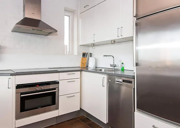 Beachfront Bliss - By Traum Nyaraló *